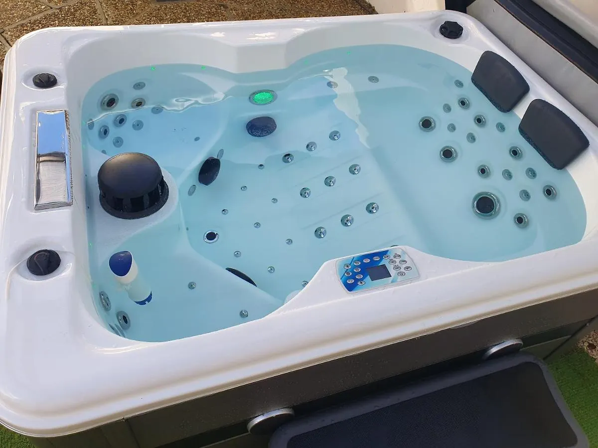 L Embrun Jacuzzi Villa Saint-Malo